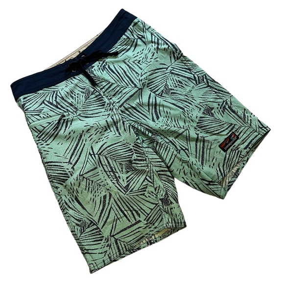 Patagonia Wavefarer Rain Fern Speckle Vjosa Green Boardshorts, Sz 30 - Picture 4 of 11